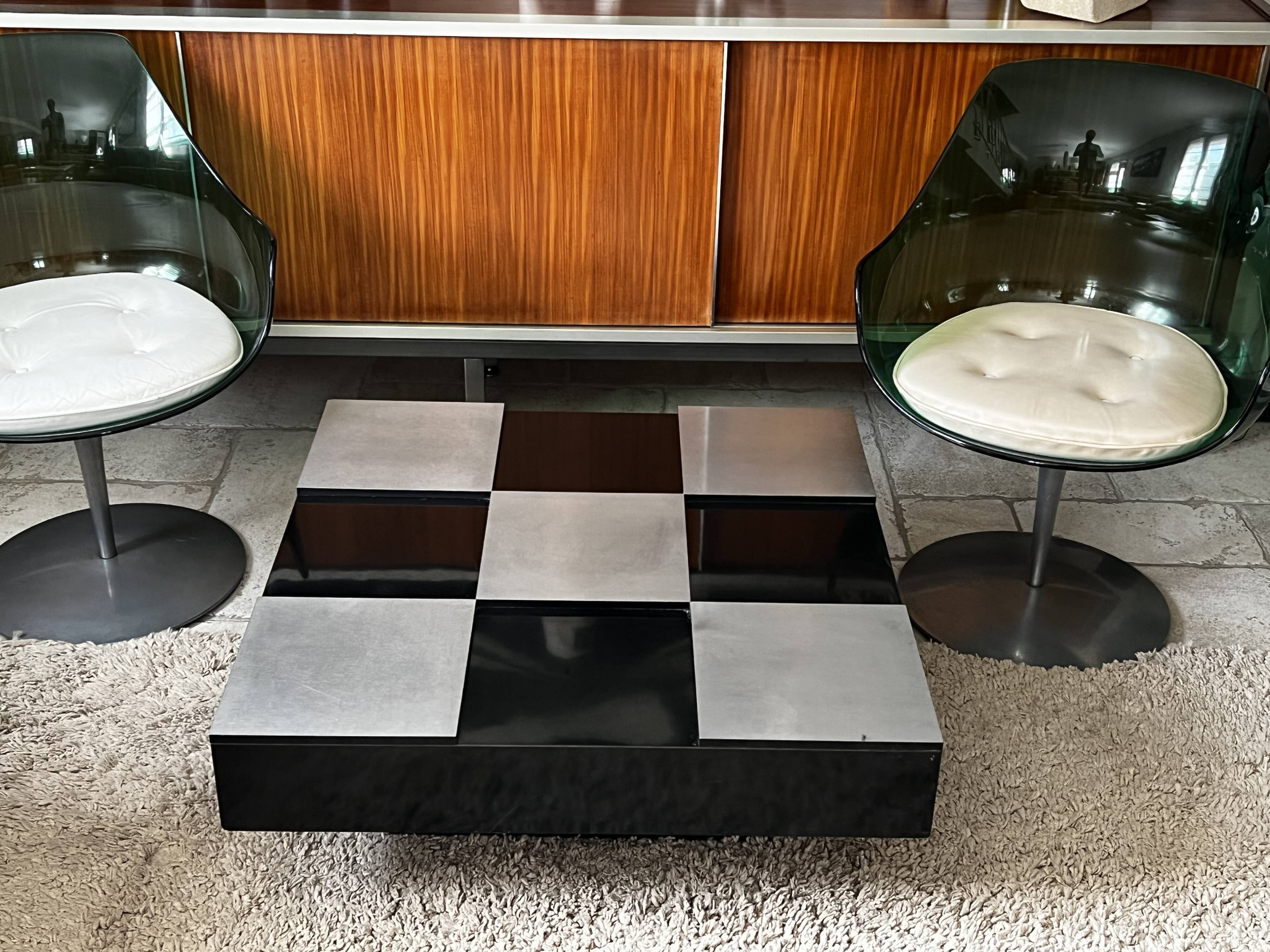 Table basse laque noire et acier brossé 1970