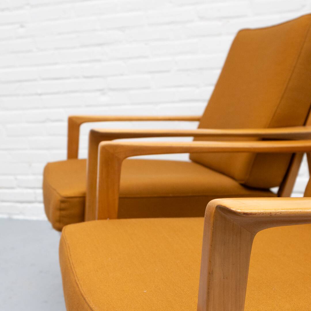 Fauteuil Walter Knoll Antimott du milieu du siècle