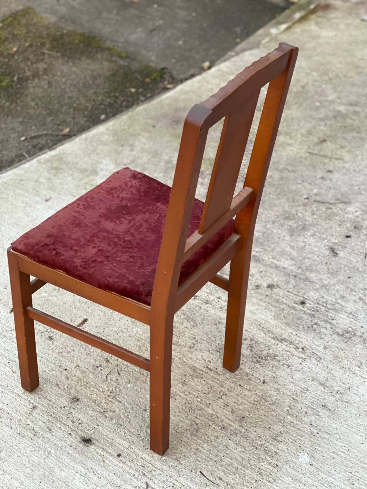 Art deco chair in solid wood and burgundy fabric