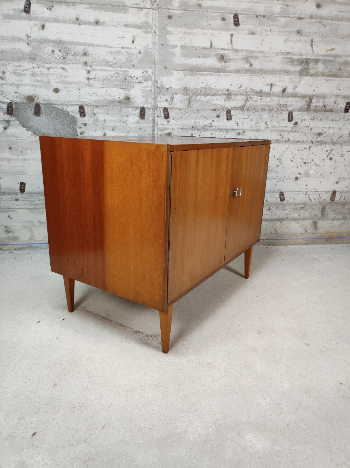 Vintage storage unit