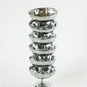 Set of 6 mid-height stainless steel ice cream bowls with finely crafted feet, Design, 1
