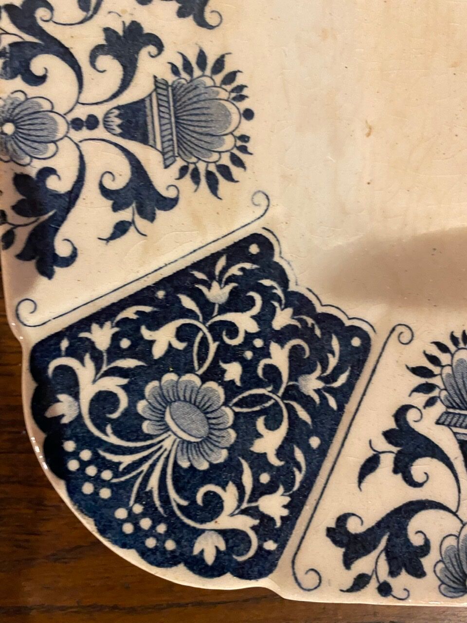 Rectangular dish, Manufacture de Gien, model Carré Bleu