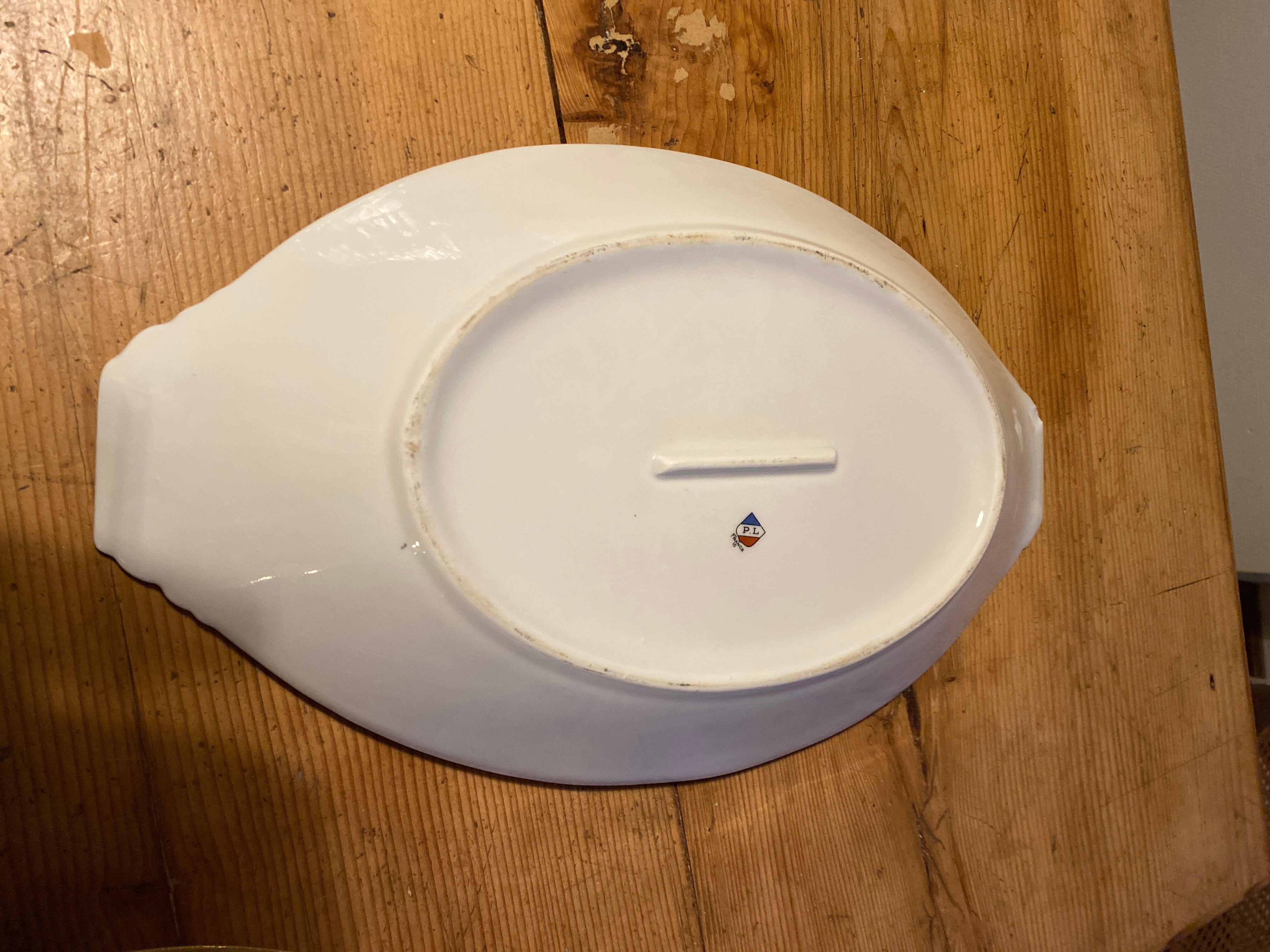 Oval dish porcelain of Limoges