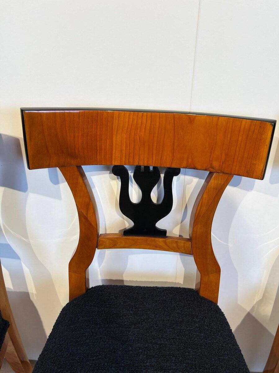 German Biedermeier Chairs in Cherry Veneer, 1830, Set of 4