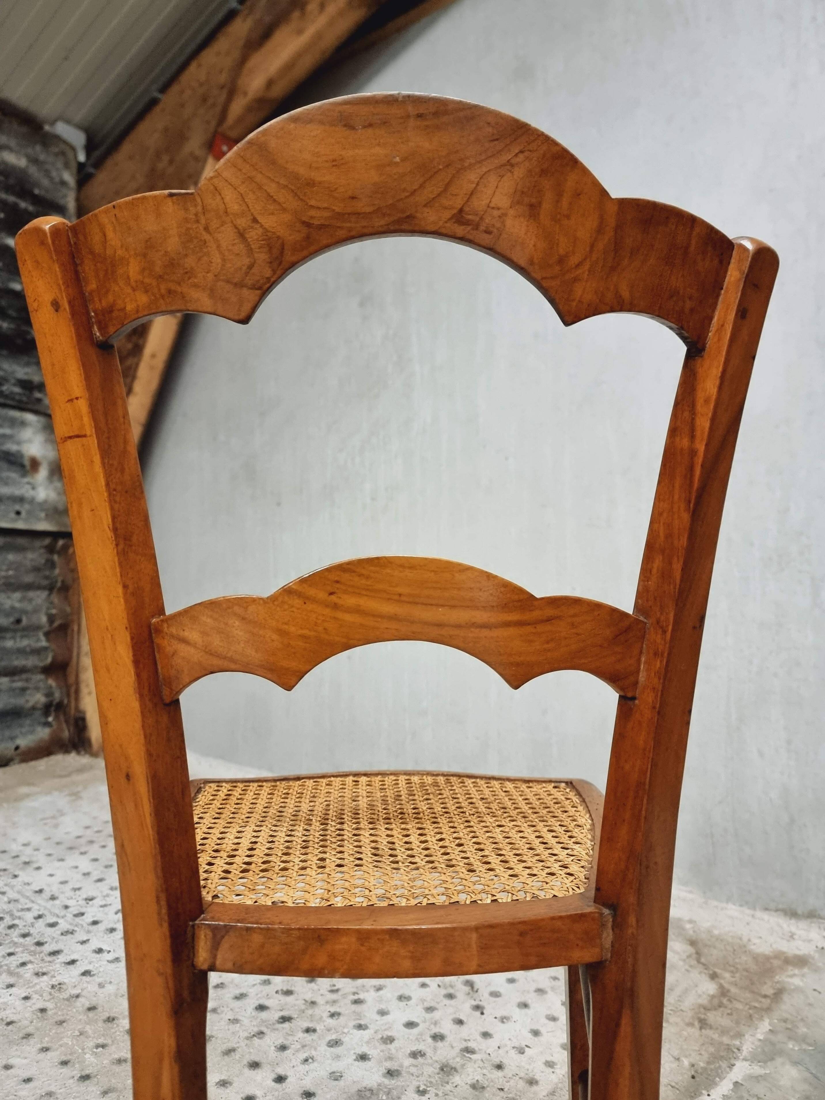 Antique set of chairs walnut with webbing