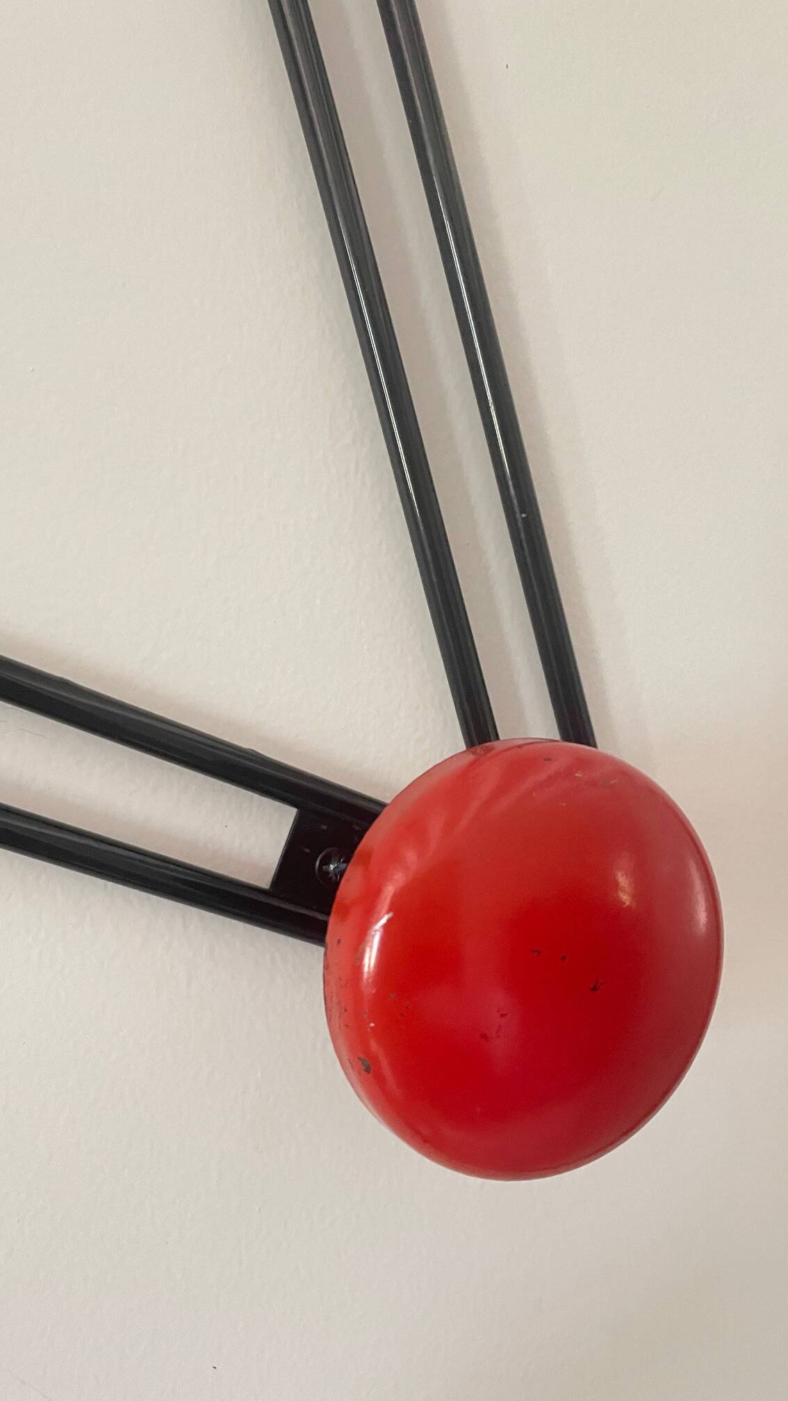 Portemanteau acier inspiration mategot