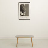 Light grey scquircle coffee table (80x45cm)