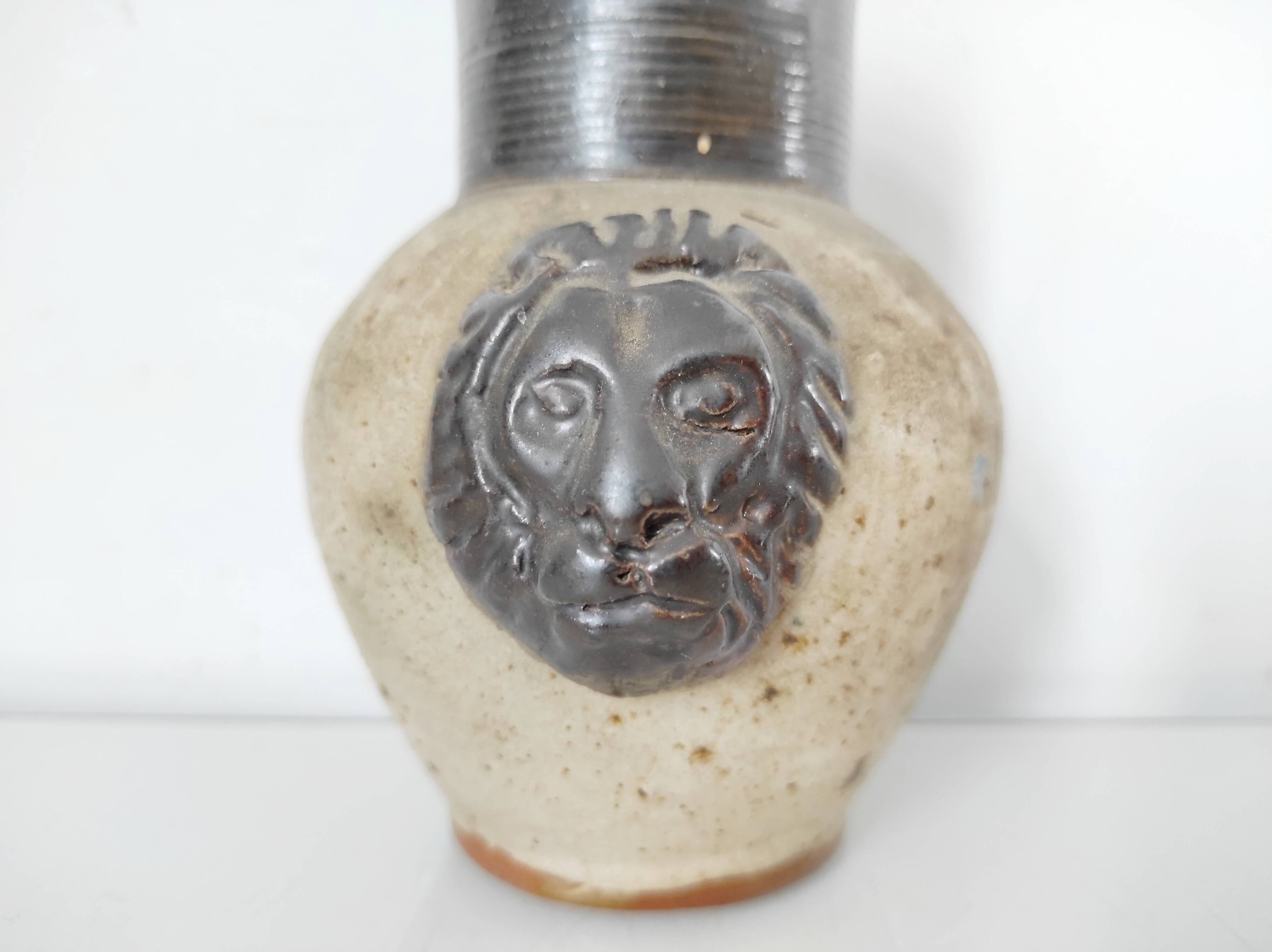 Small vase with lion heads Armogrès