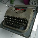 'Japy' typewriter