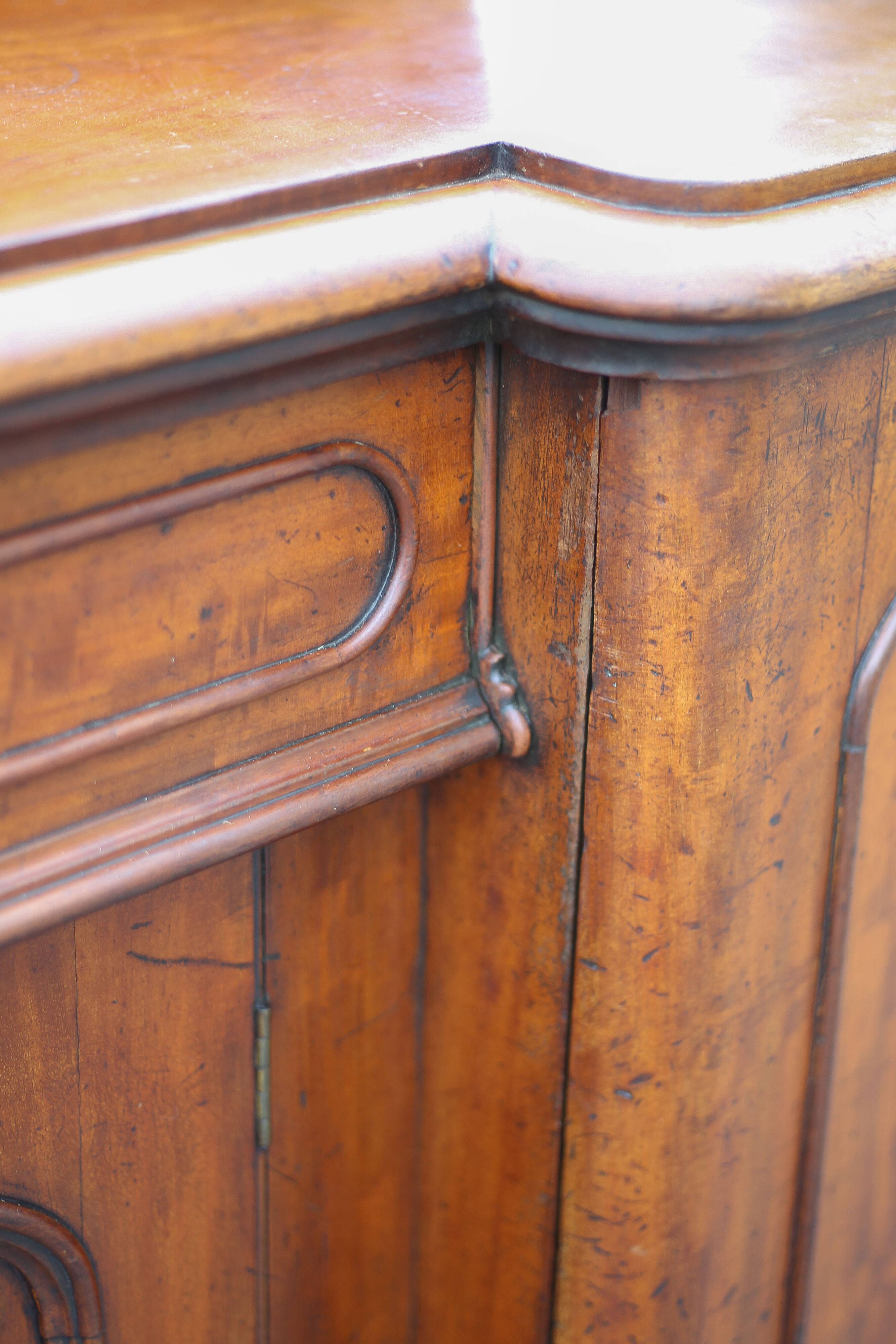 Antique mahogany furniture, English counter furniture, English servant, buffet furniture