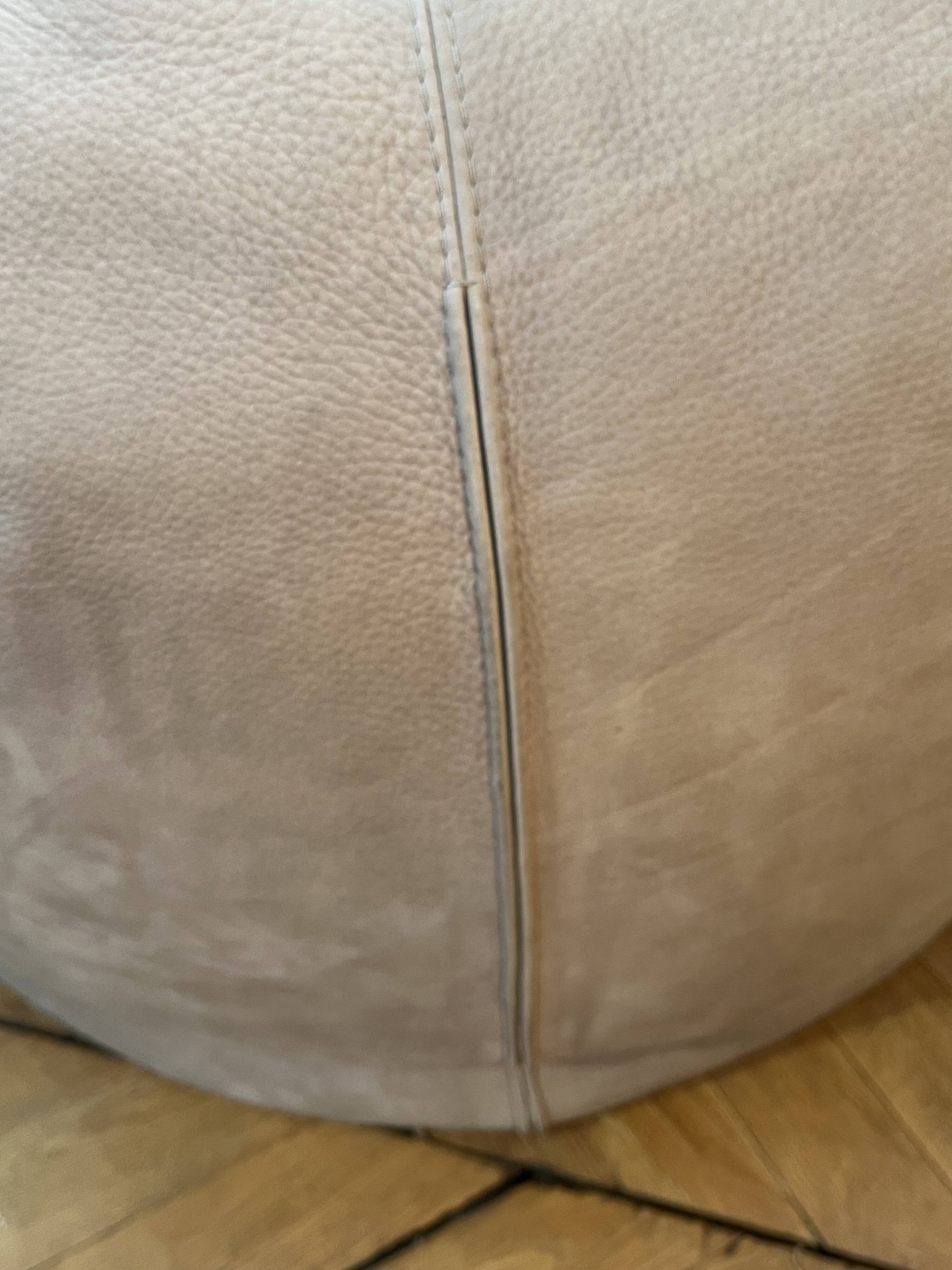 Mauricio Manzoni and Roberto Tapinassi “STAR” armchair by Steiner