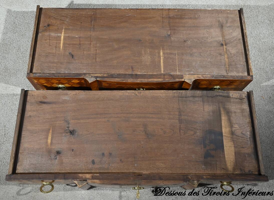 Rosewood and Mahogany chest of drawers, Louis XV / Louis XVI Transition style – Late 19th century