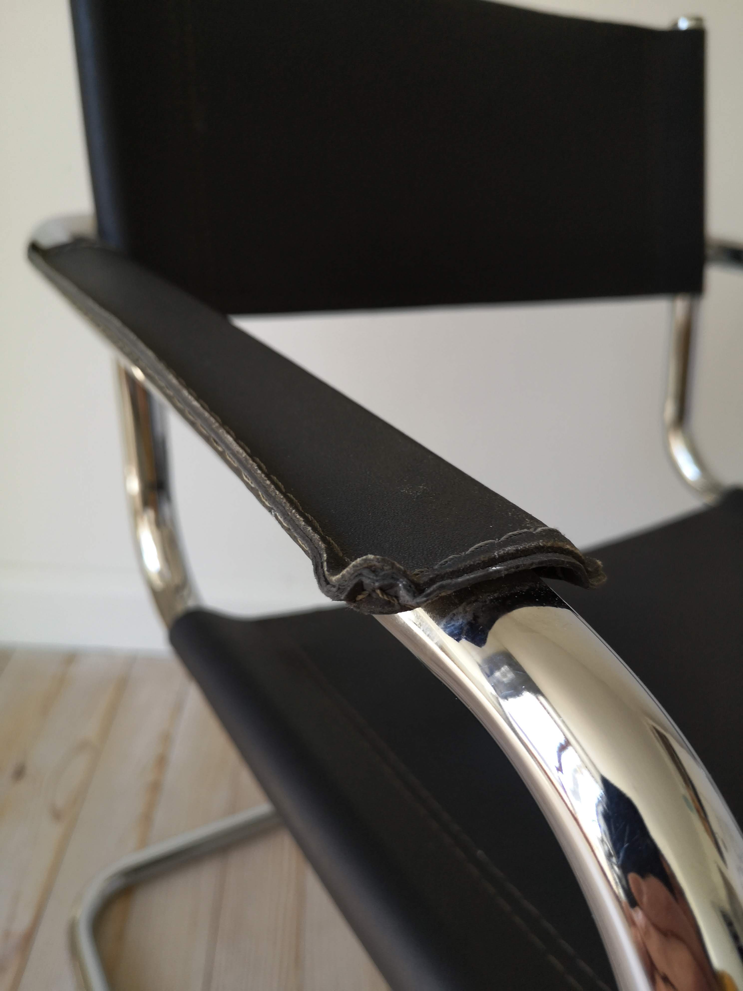 Black leather armchair Matteo Grassi