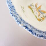 Empty pocket bowl from the Faïencerie de France model Moustier