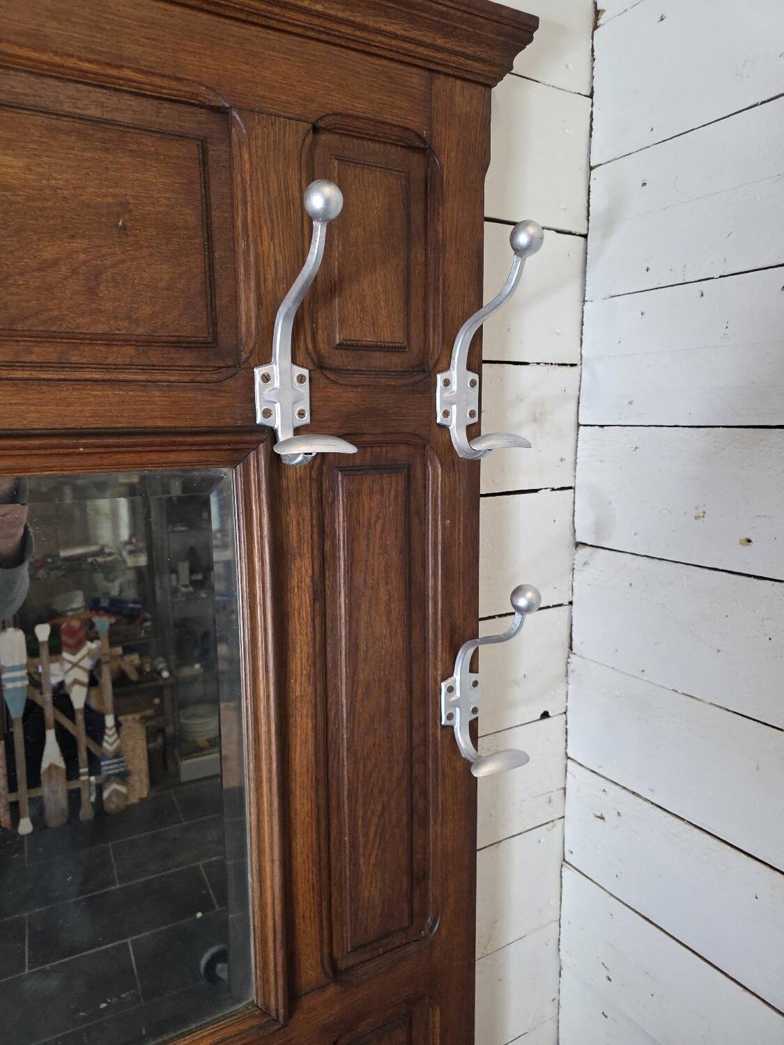 Vestiaire en chêne massif ancien