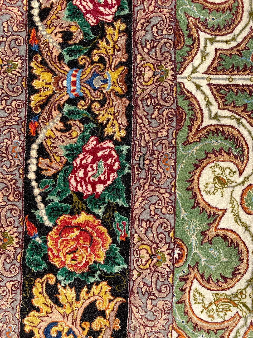 Extra fine Persian carpet Isfahan 110x174 cm