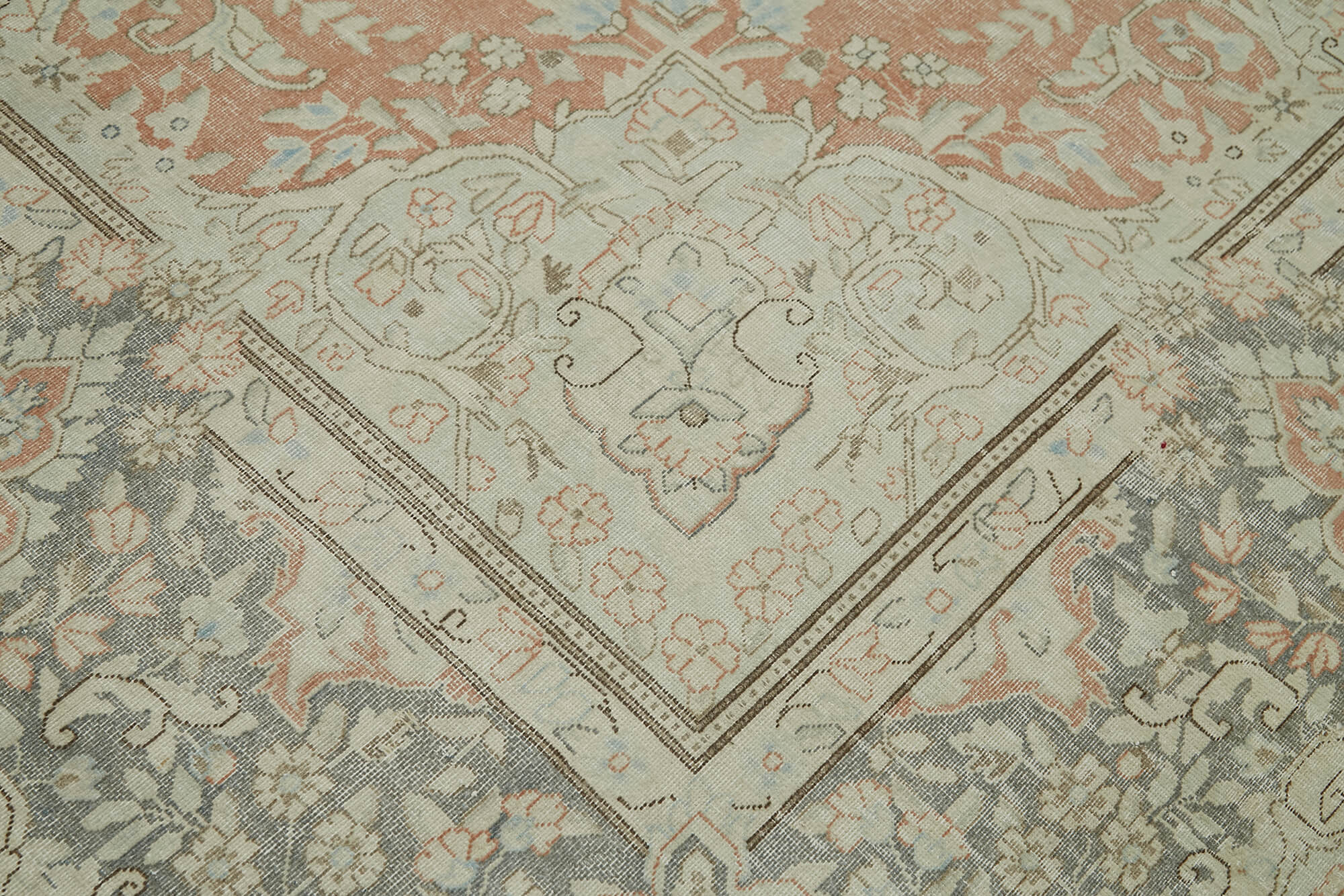 Handmade oriental contemporary 1980s 293 cm x 416 cm beige wool carpet