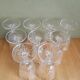 Lot de 9 petits verres à pied Vmc Reims France vintage