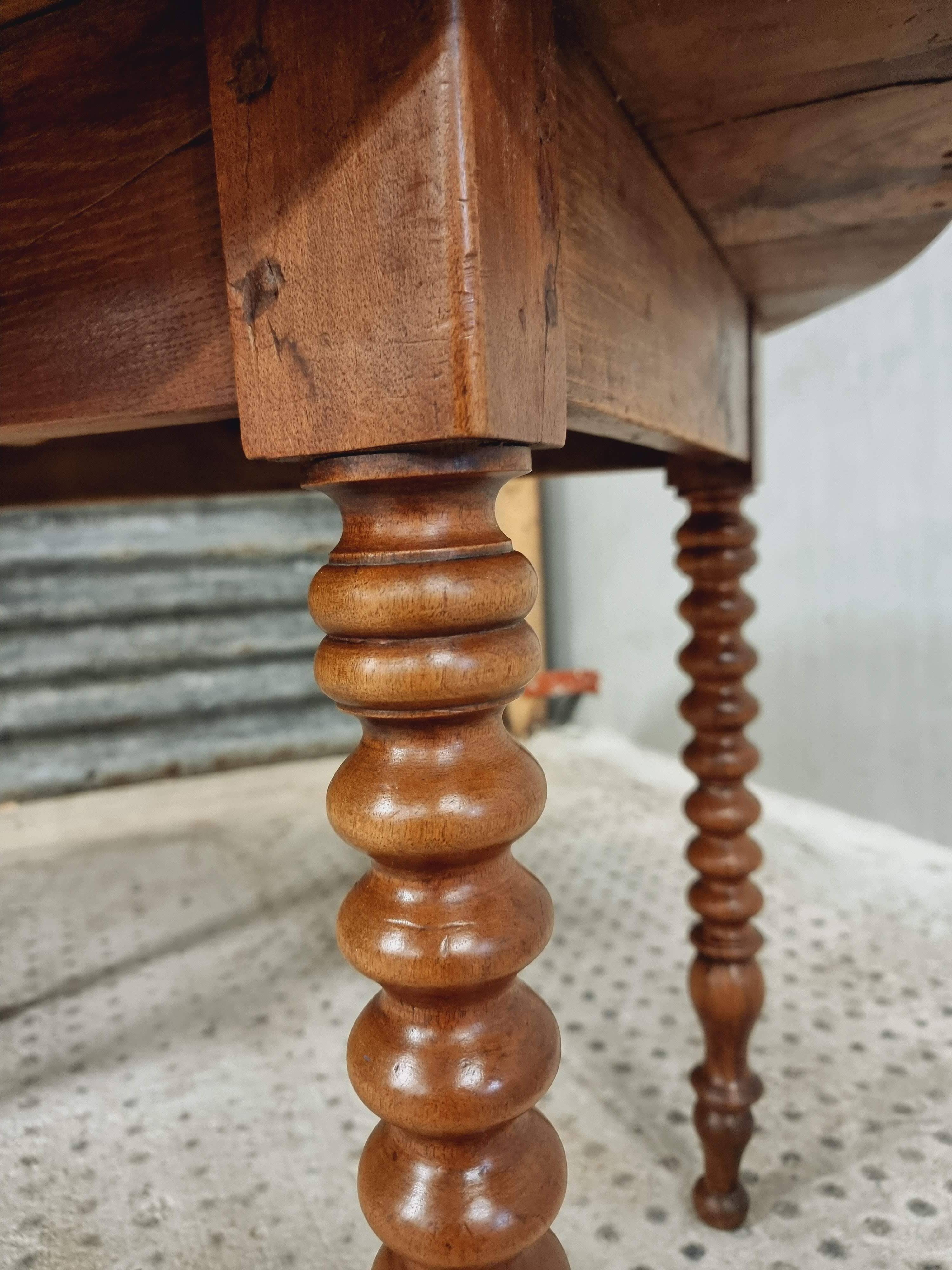 Antique round table drop-leaf table 125 cm walnut