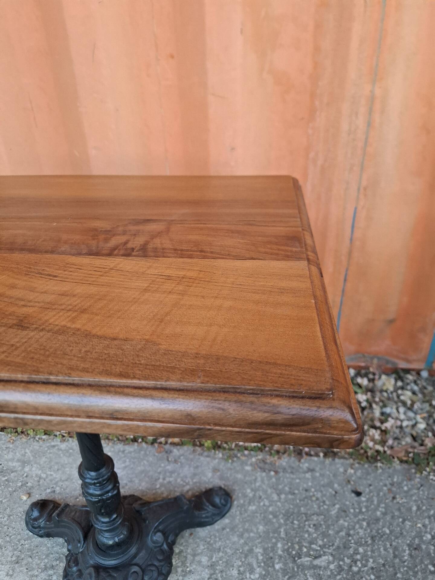 Bistro table