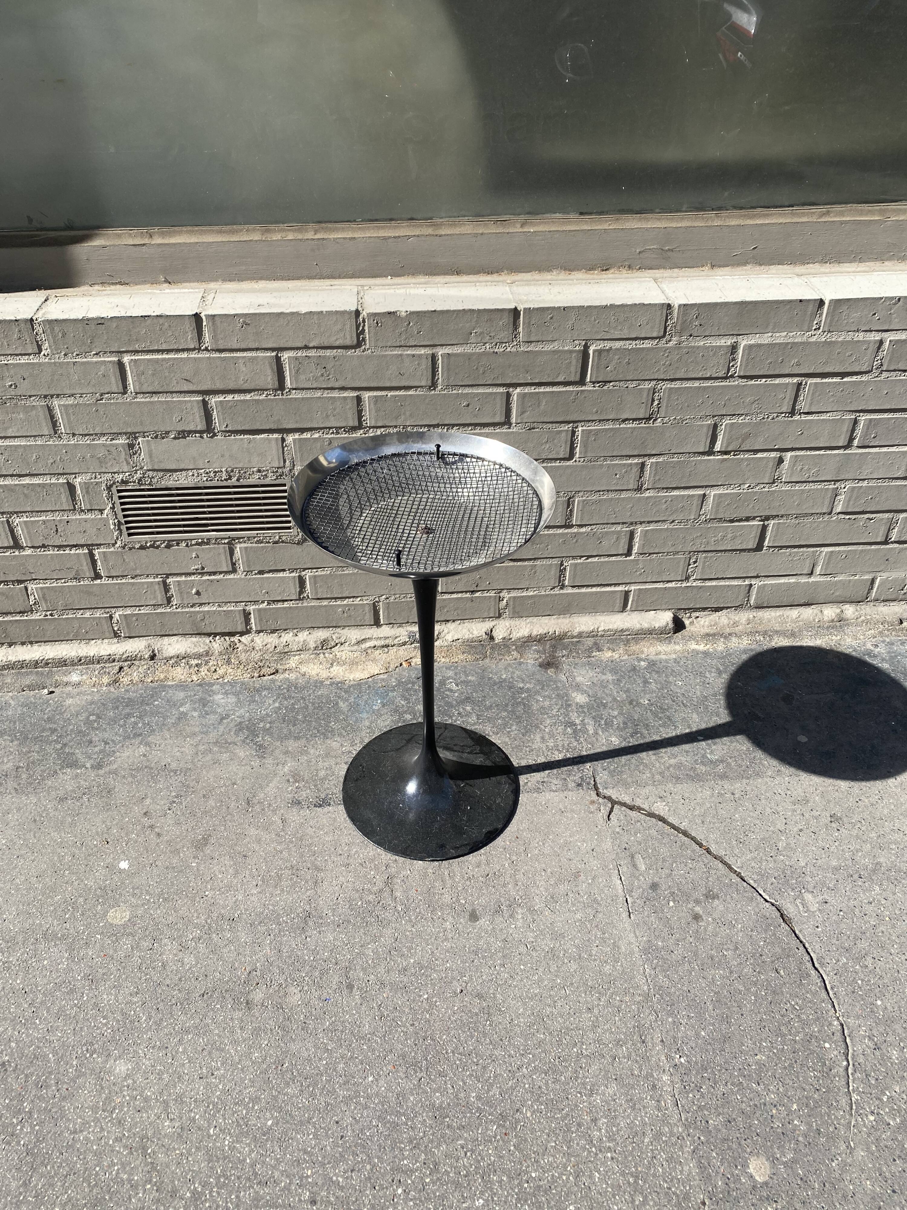 Ashtray Tulip Eero Saarinen Edition Knoll International