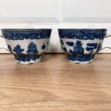 2 fine porcelain cups