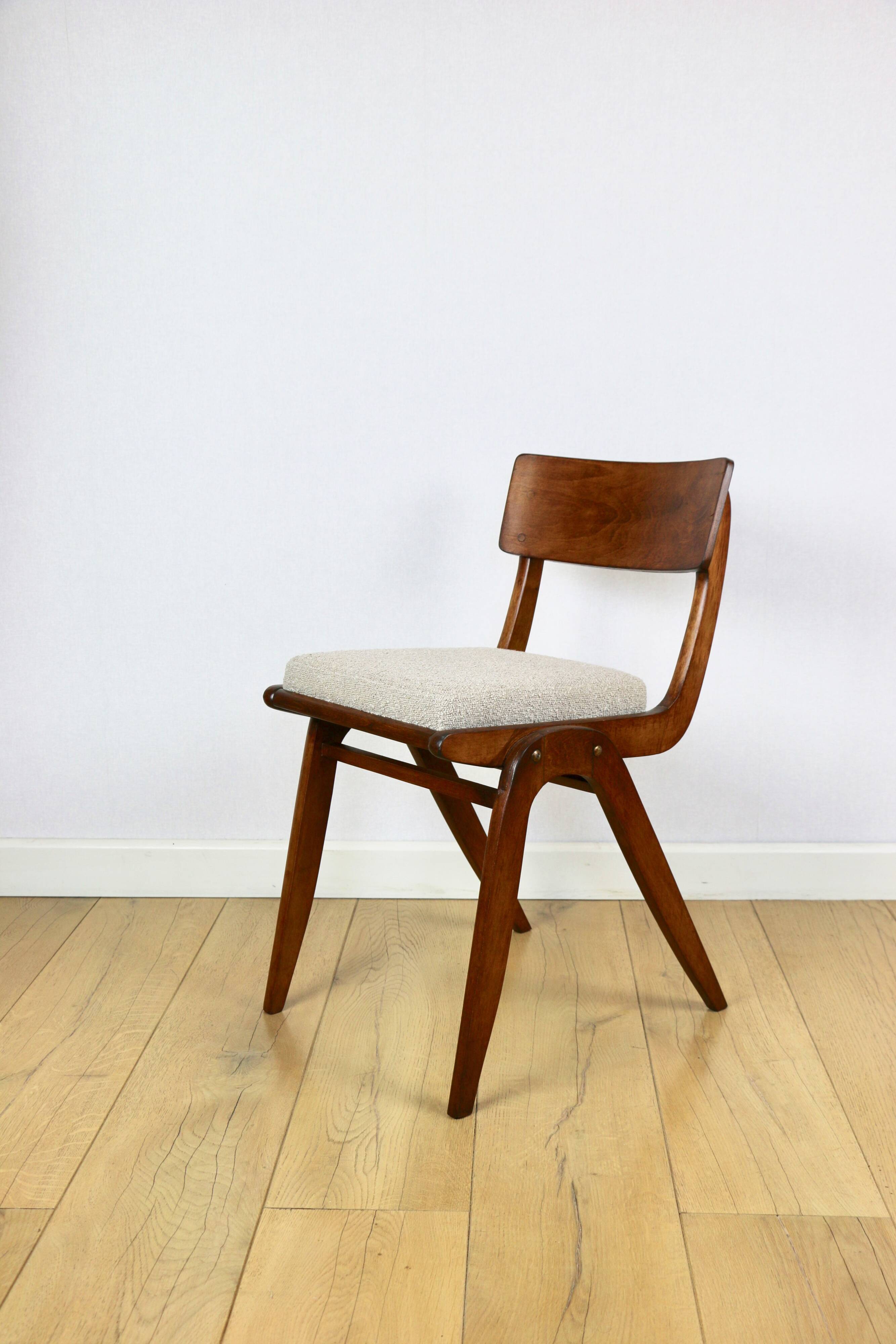 Skoczek Jumper chair beige boucle from the 70s