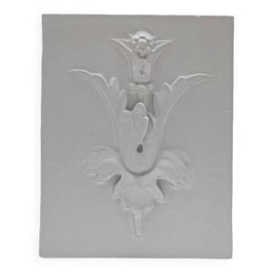 bas-relief mural en plâtre