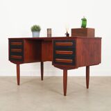 Teak desk, Danish design, 1970s, manufacturer: A.P. Møbler Svenstrup