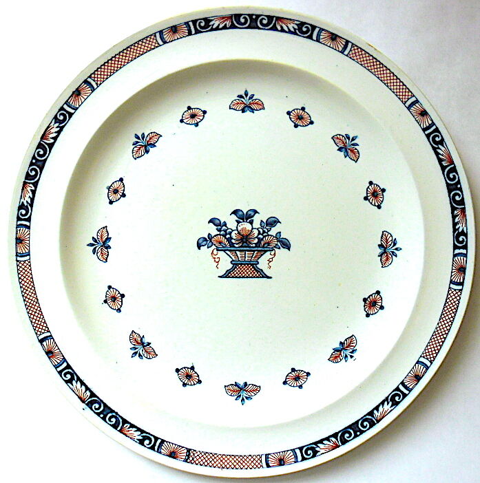 12 earthenware plates in the manufacture of Wedgwood