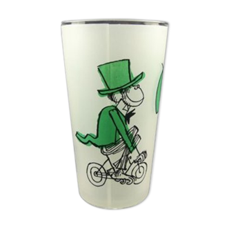 Glass illustrated by Cabu on the theme of the circus, 3 learned monkeys on a bike, green