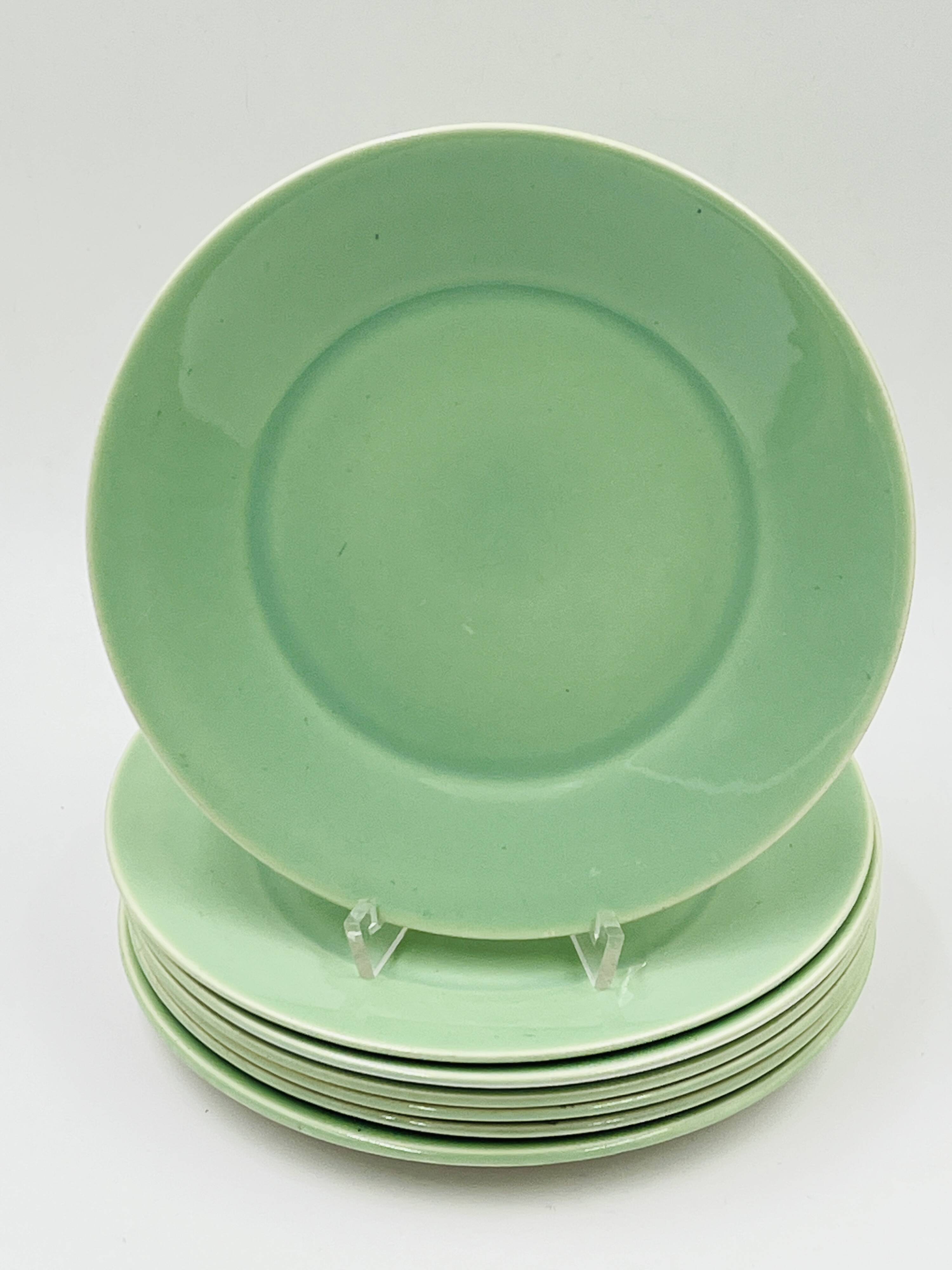 Lot de 7 assiettes a dessert Boch Frères