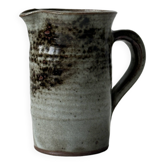 Polished Loir sandstone milk jug
