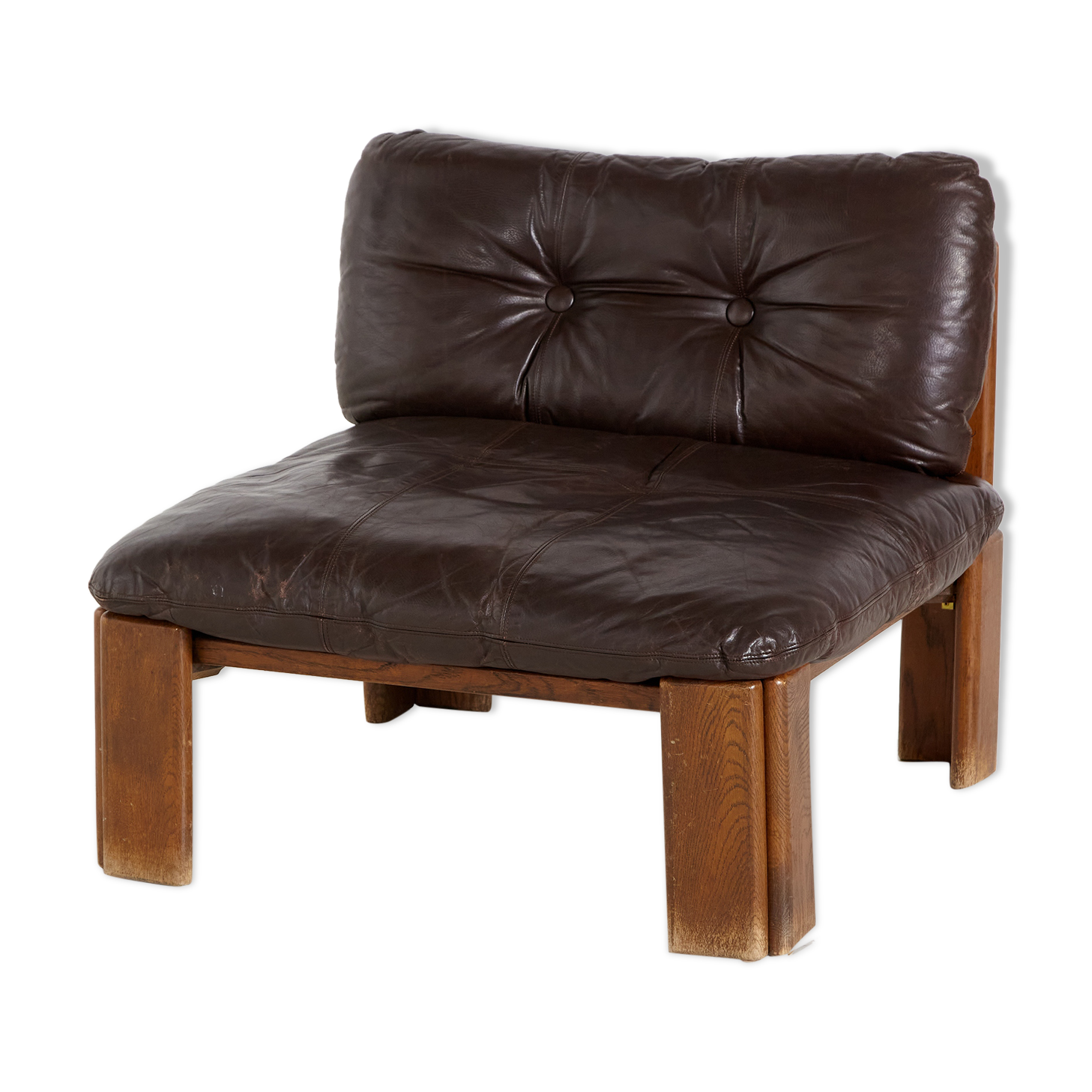Leather lounge chair
