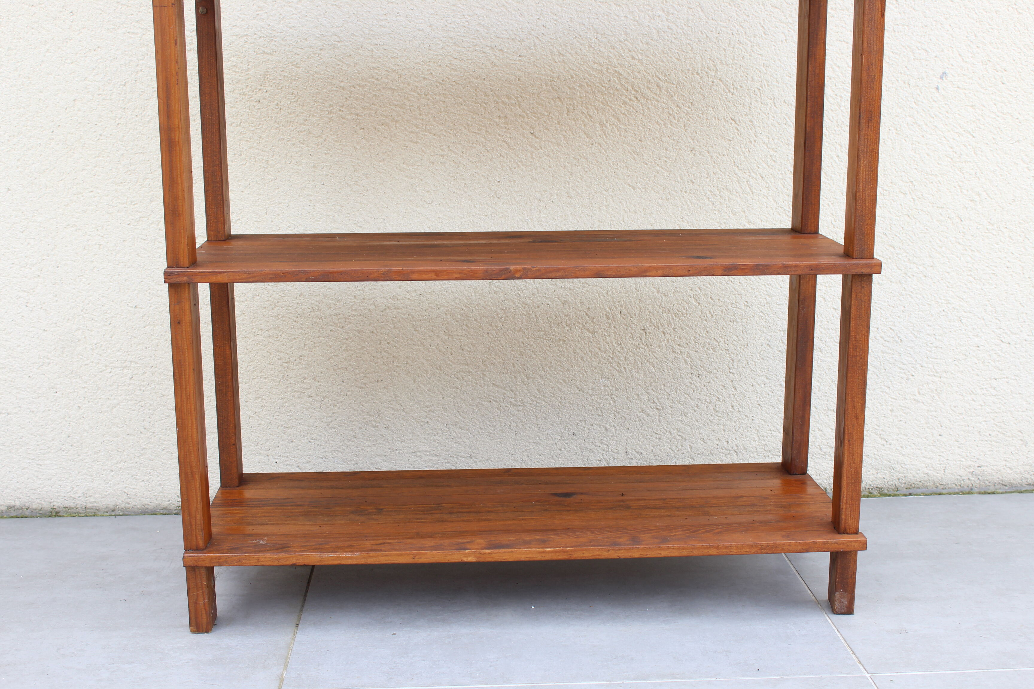 Vintage shelf scandinavian design