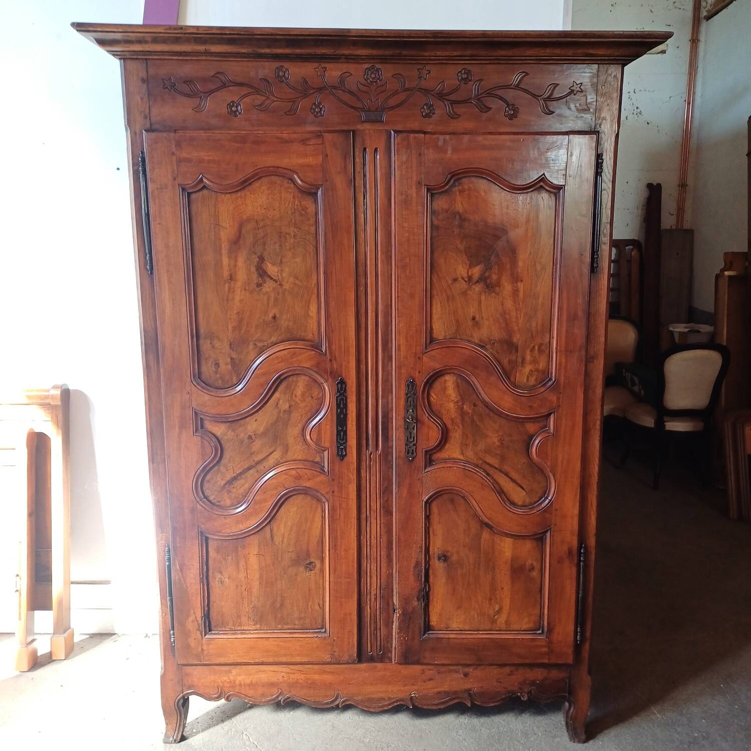 Vintage 1930s wardrobe
