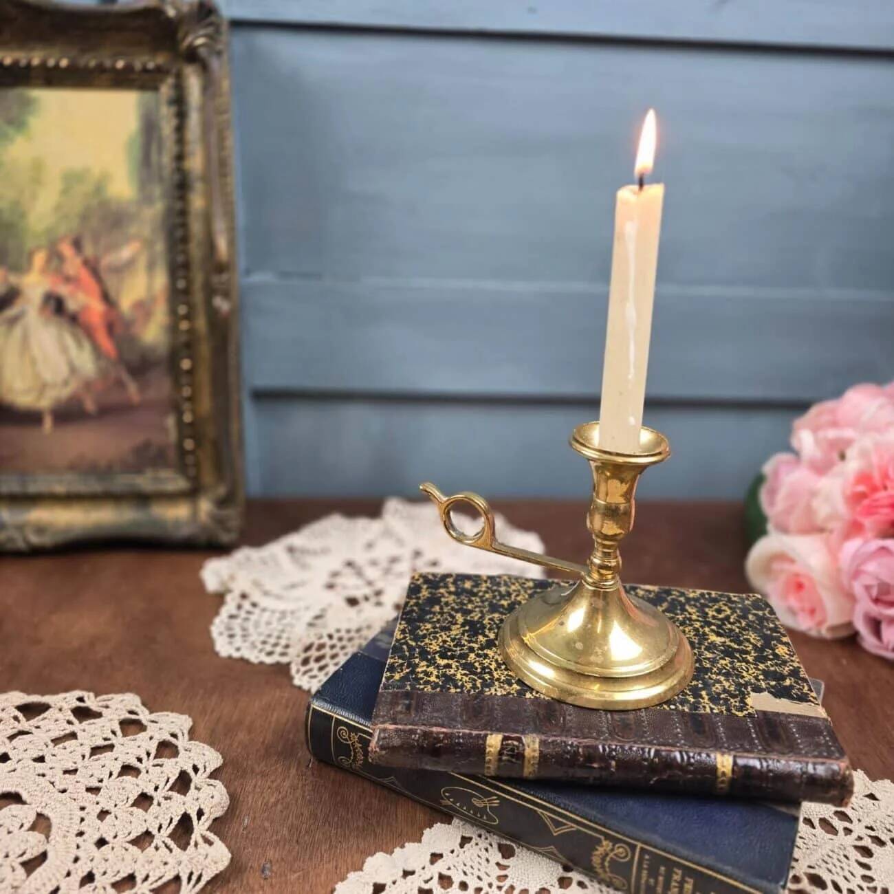 Vintage brass little cellar rat, candle holder with a lovely handle.