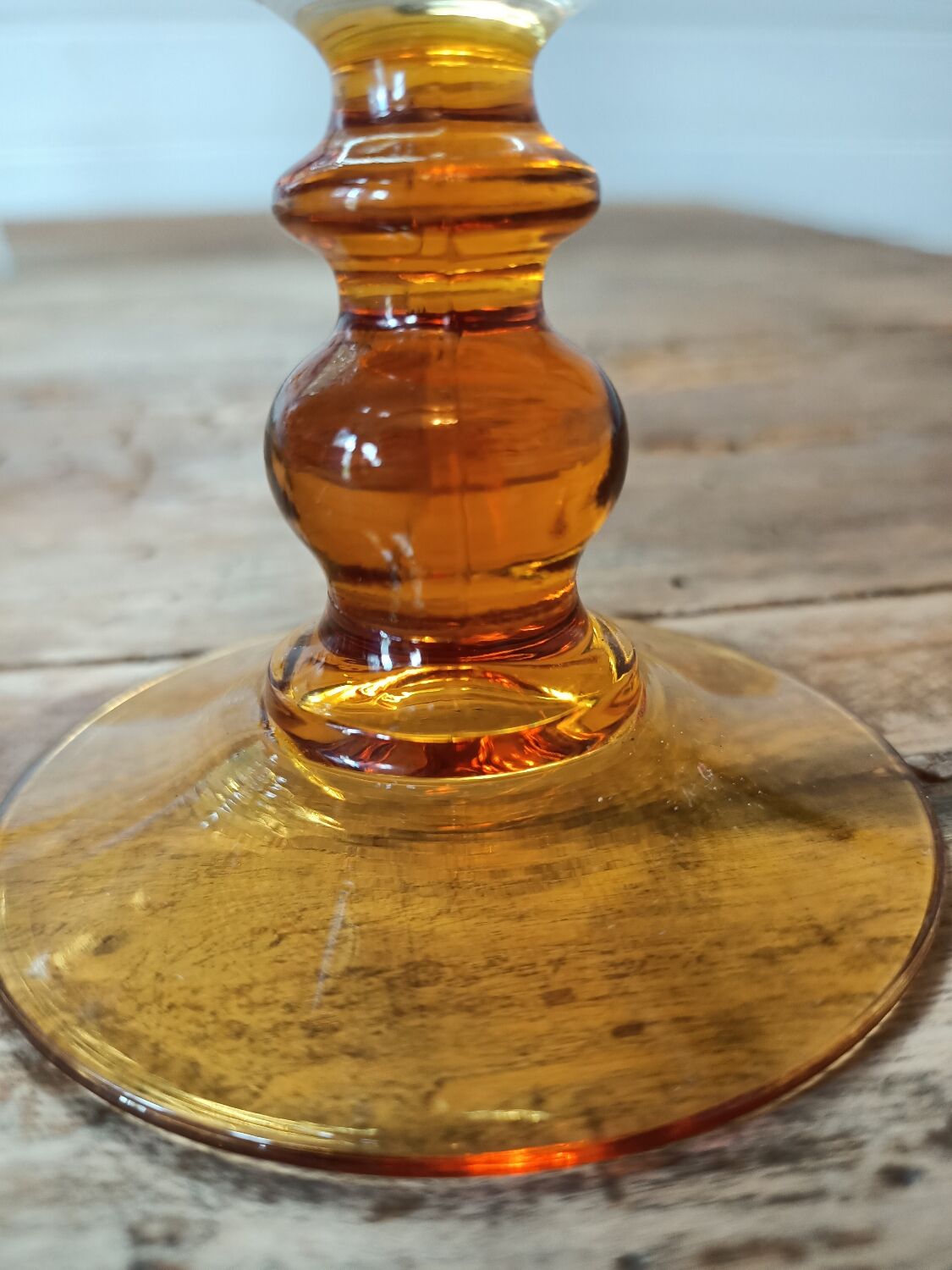 8 amber foot glasses