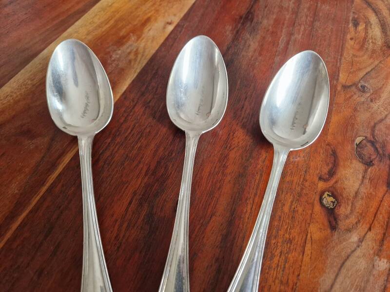 Christofle - Set of 3 table spoons in the Spatours model in silver-plated metal.