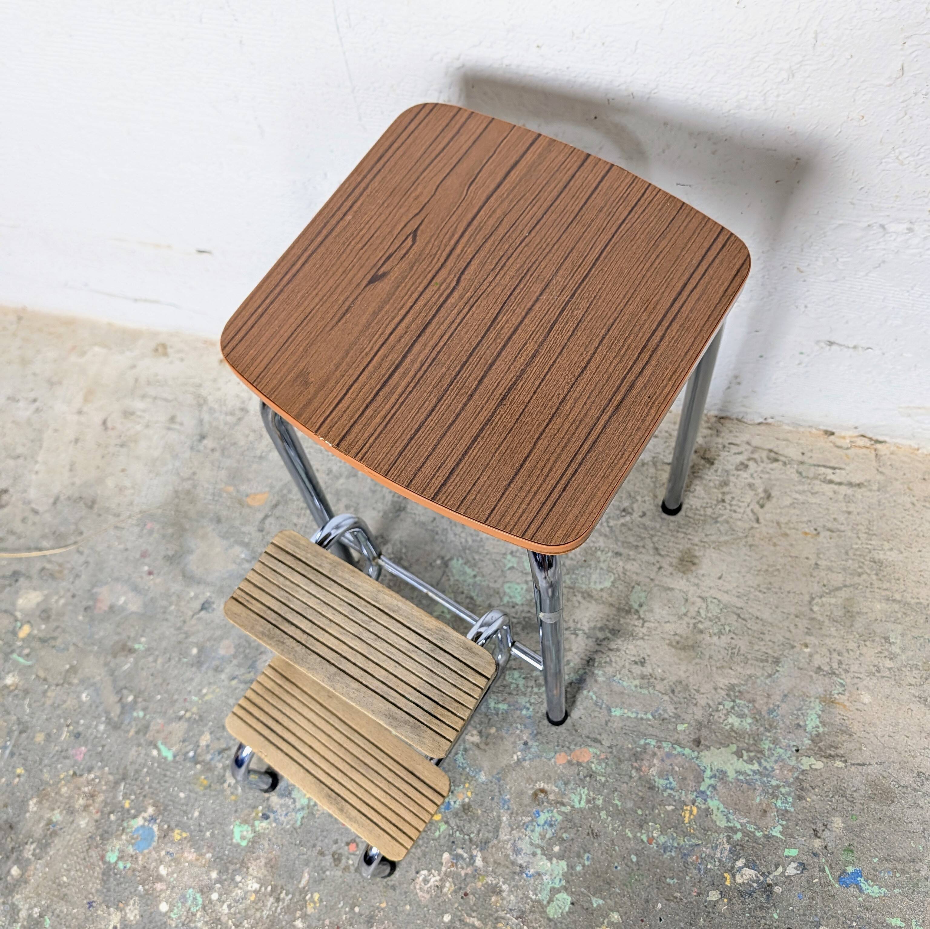 Escabeau marche pied vintage