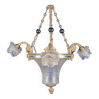 Lustre vintage en doré et verre taillé avec 3 bras et abat-jour fleuris, france