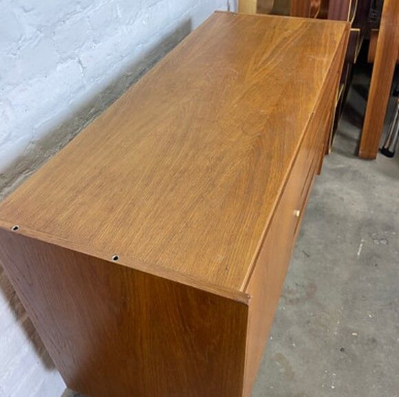 Commode modèle U-458 par Jiri Jiroutek