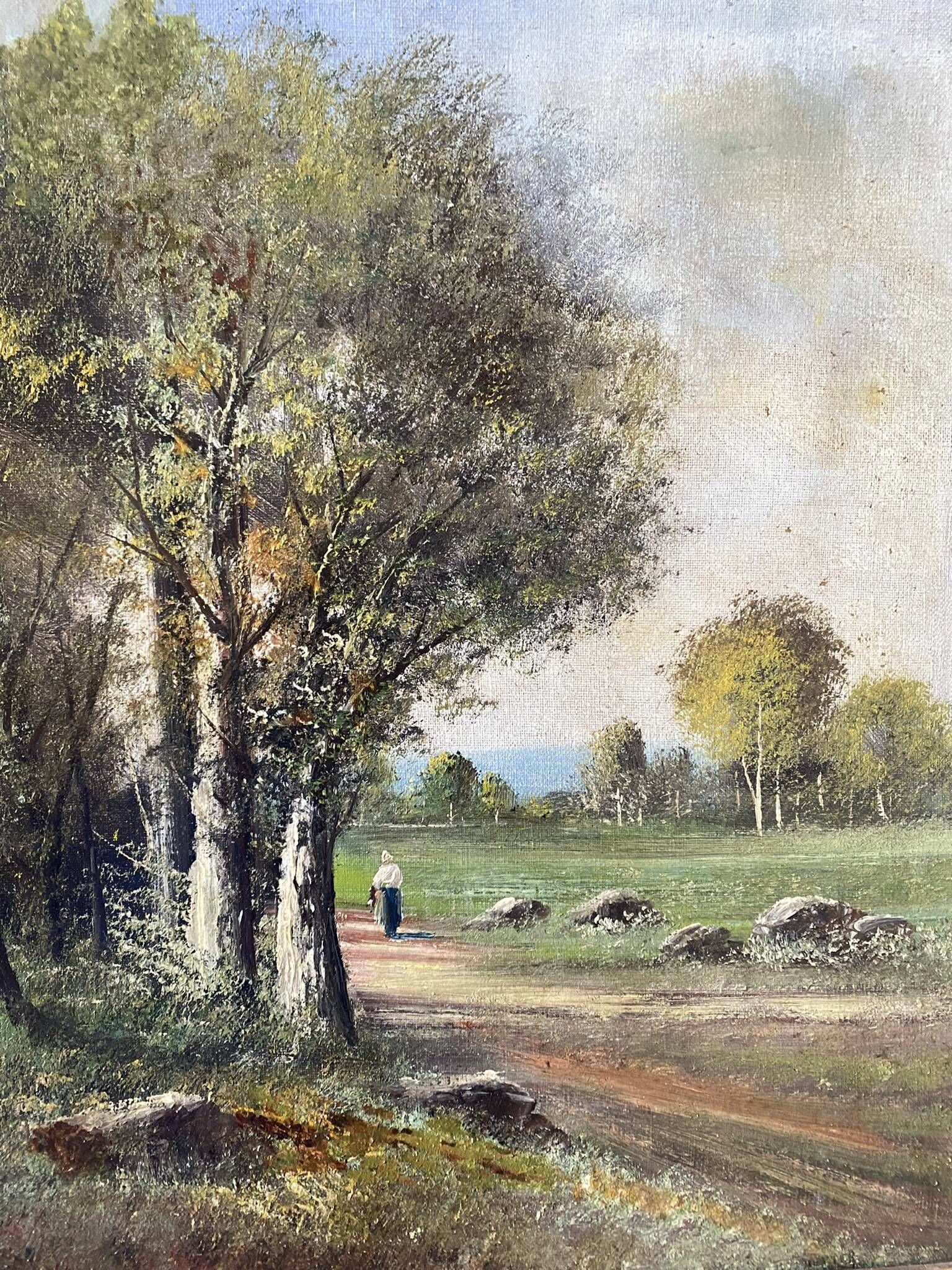 Walk in the countryside at the beginning of the 20th century
