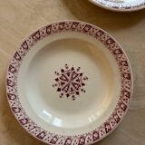 Set of saline hollow plates of iron earth with flowers