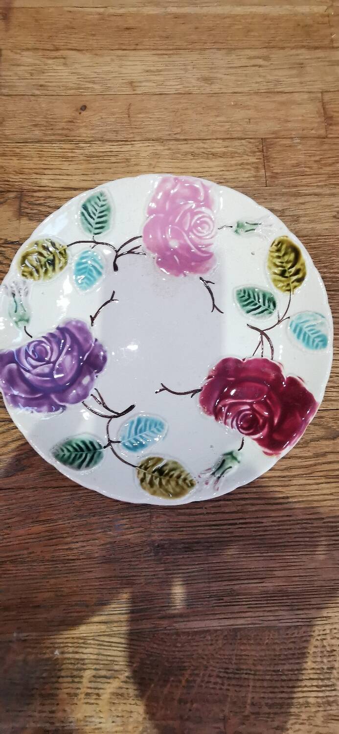 Vintage St Amand / Lebacqz and Bouchart barbotine plate