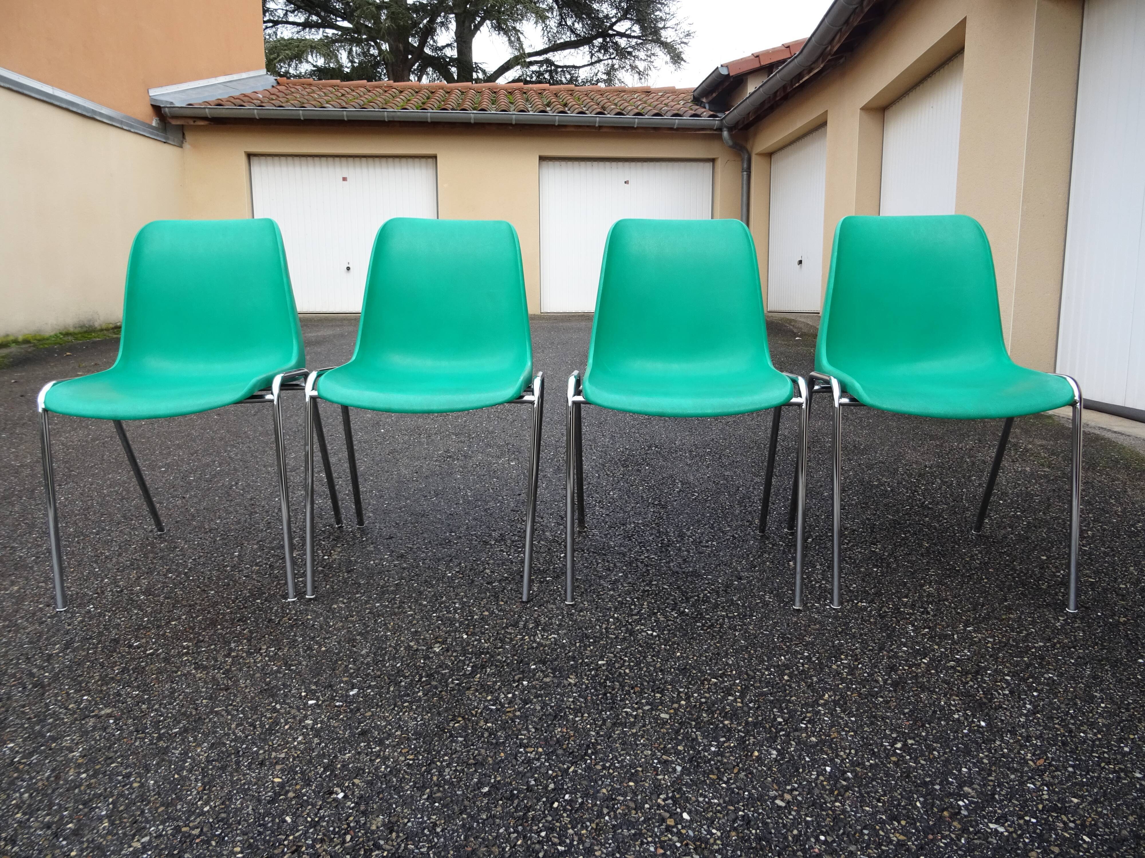 Série de 4 chaises vintage signées design italien années 70