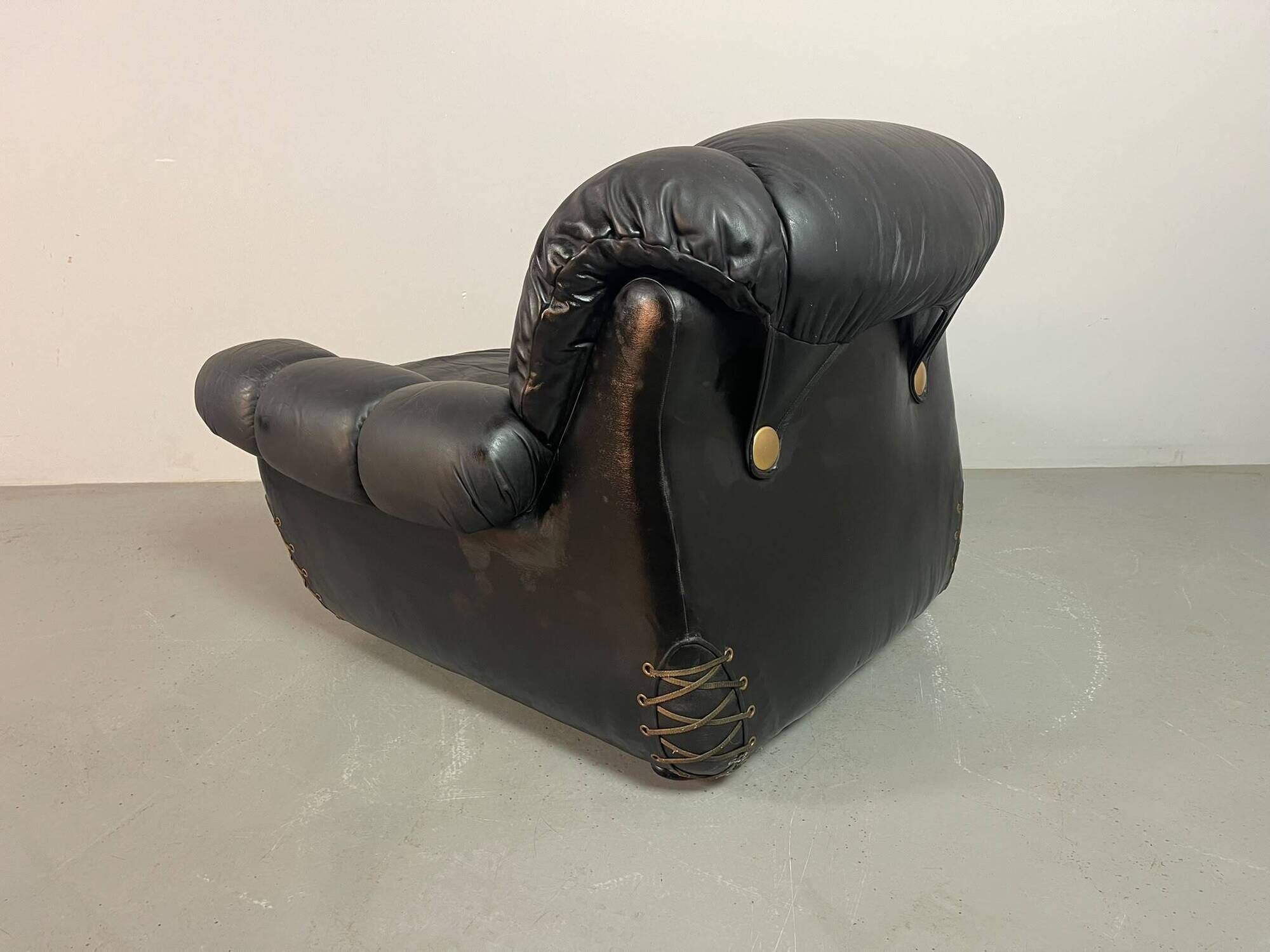 Large Set of Italian Space Age Black Leather Lounge Chairs with Brass