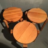 Set de trois tabourets rond en bois