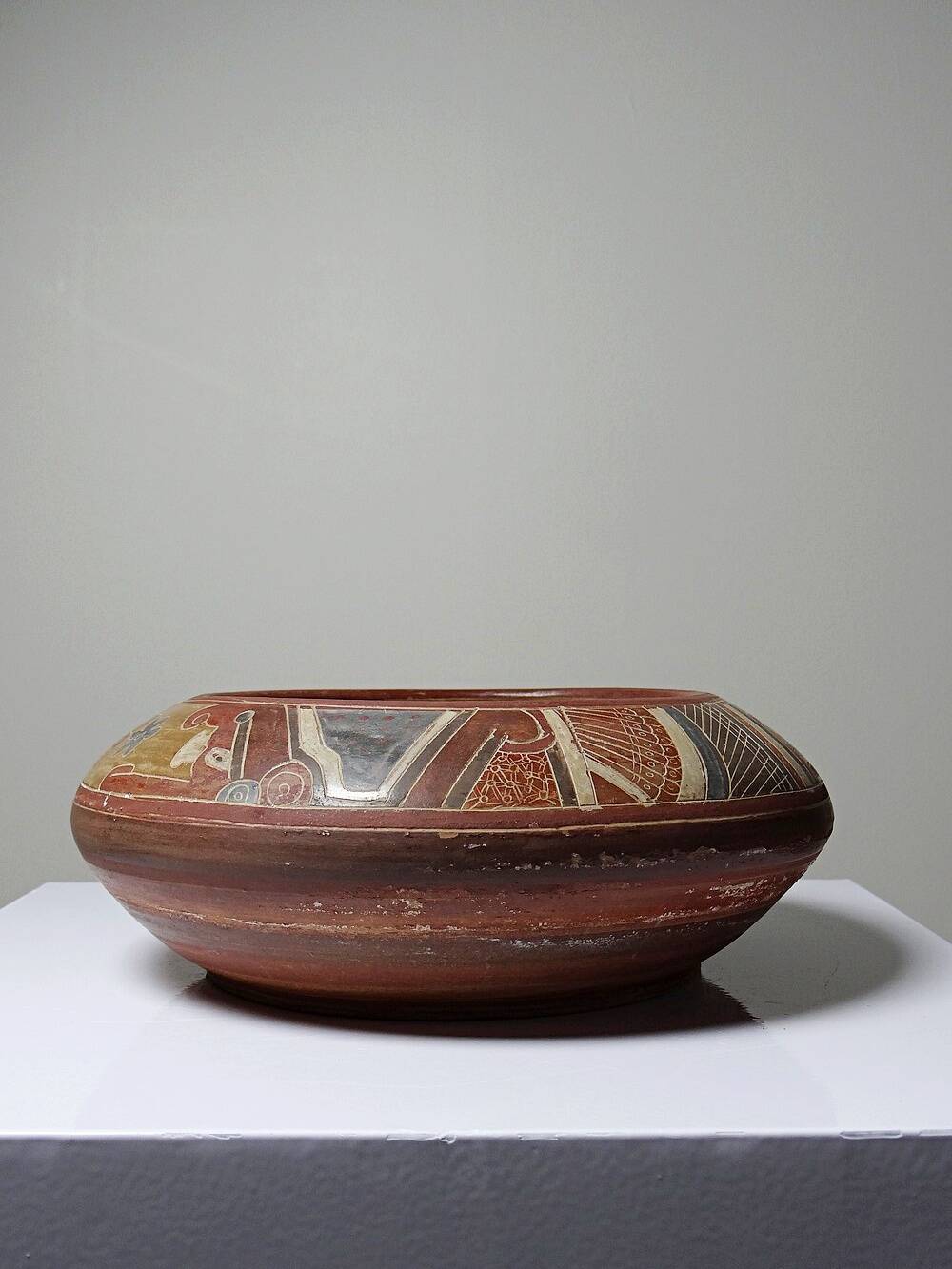 Vintage pre-Columbian style handcrafted ceramic decorative bowl