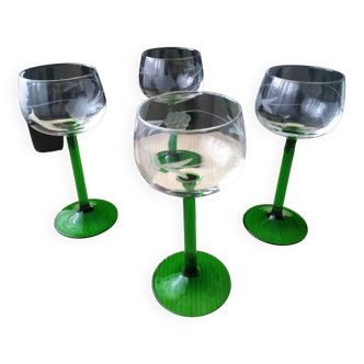 4 Alsace white wine glasses Engraved decoration
